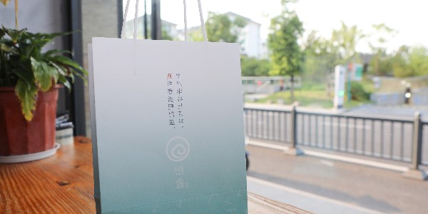 手提袋印刷如何配色？-和印愛歐圖文